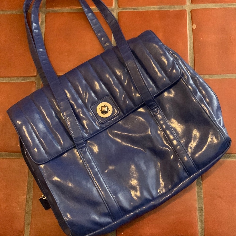 Buxton purple computer bag
